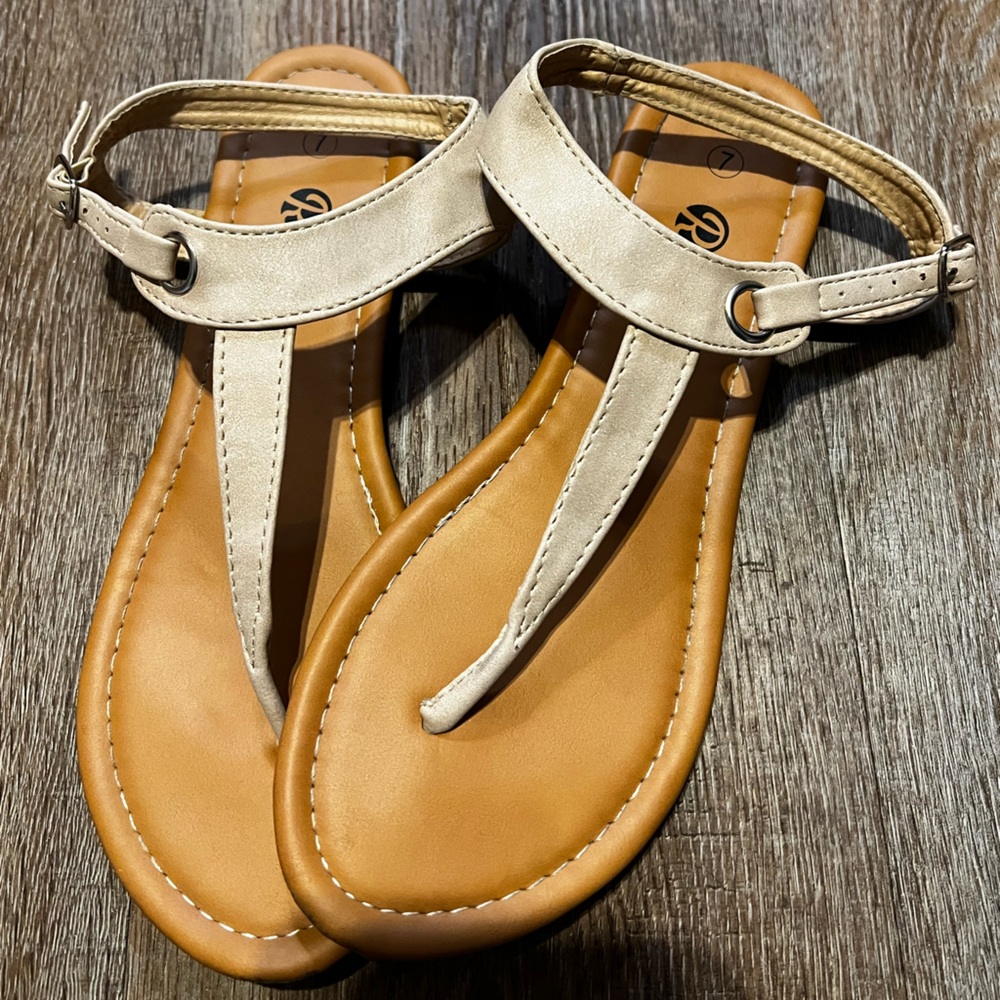 Women’s sandals.